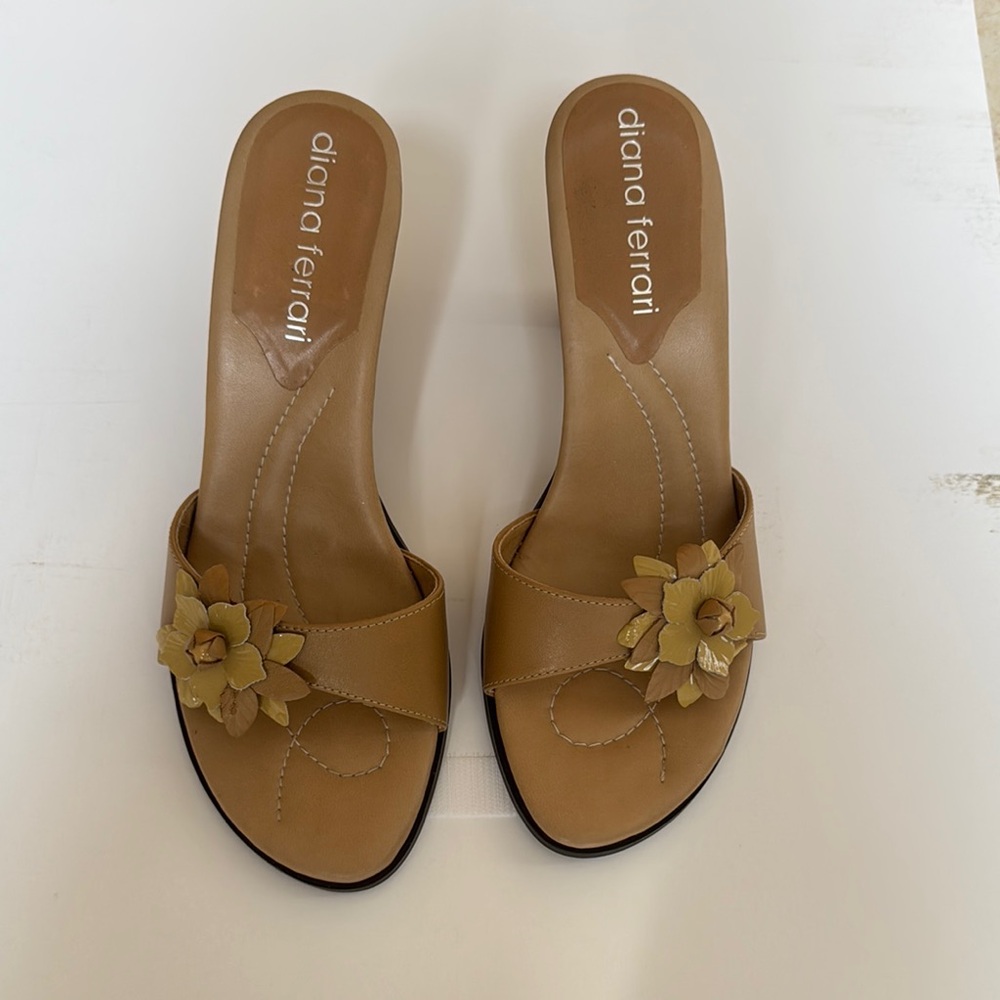 Diana Ferrari Tan Floral Women's Sandals
